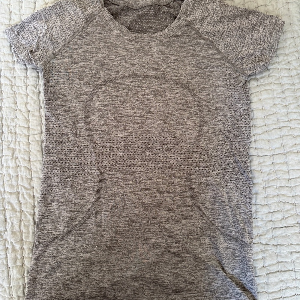 Lululemon Swiftly Tech Short Sleeve Shirt